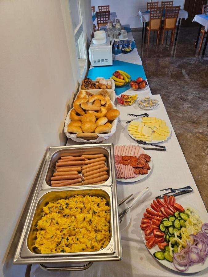 Toroes Panzio Bed & Breakfast Szabolcs ภายนอก รูปภาพ