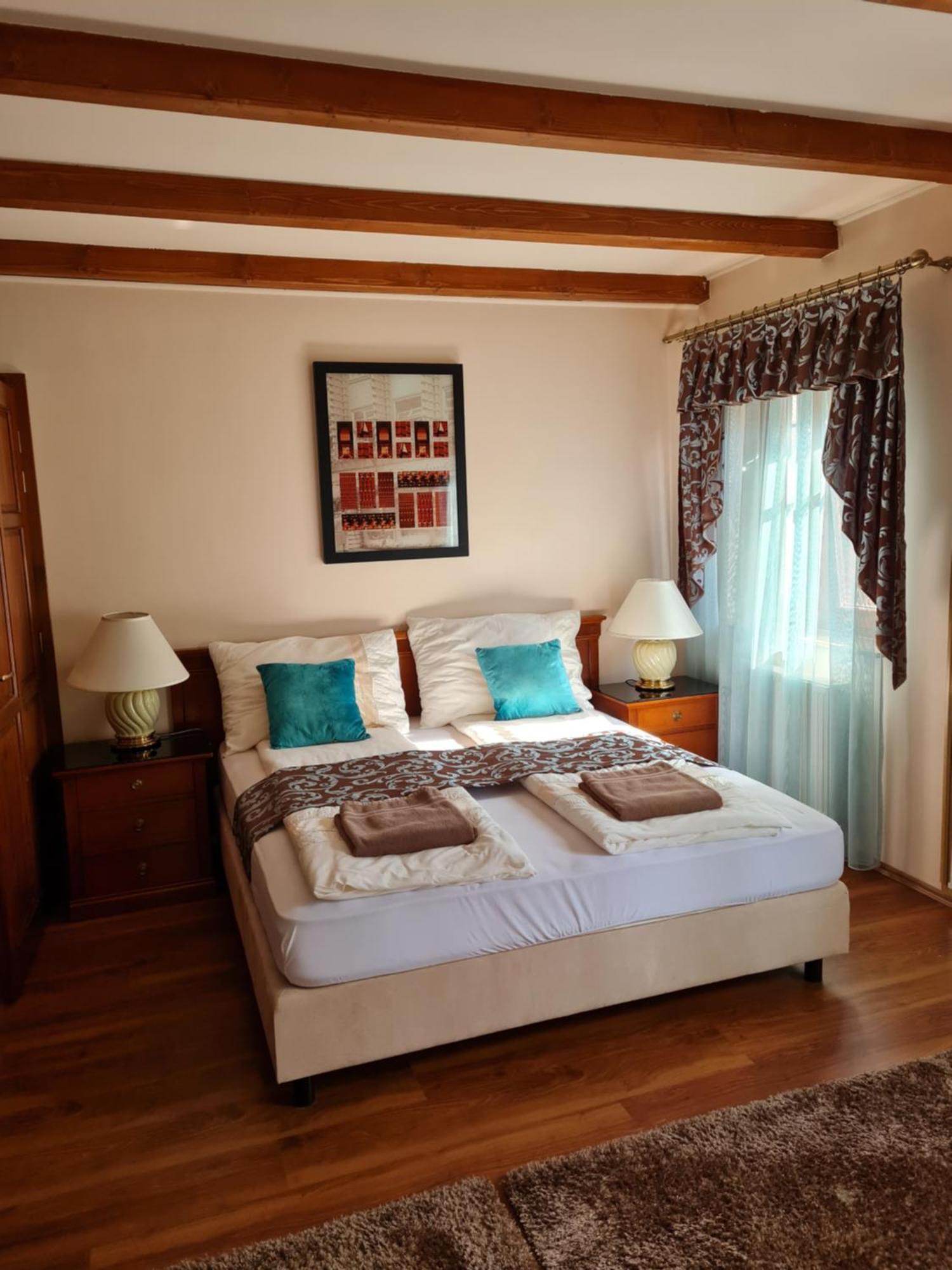 Toroes Panzio Bed & Breakfast Szabolcs ภายนอก รูปภาพ